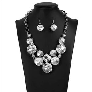 Beautiful Paparazzi Zi Necklace